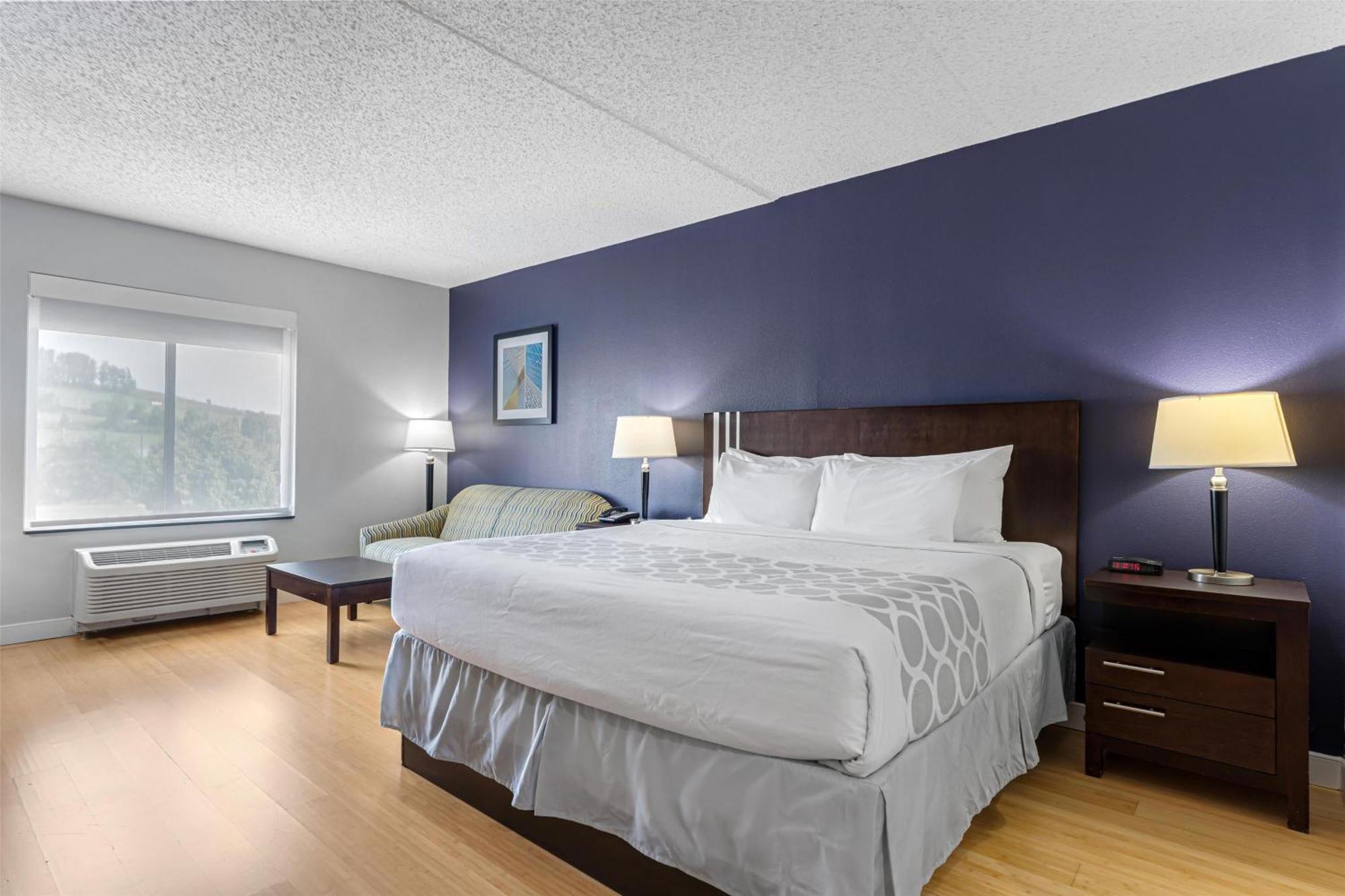 Western Garden Inn 3*